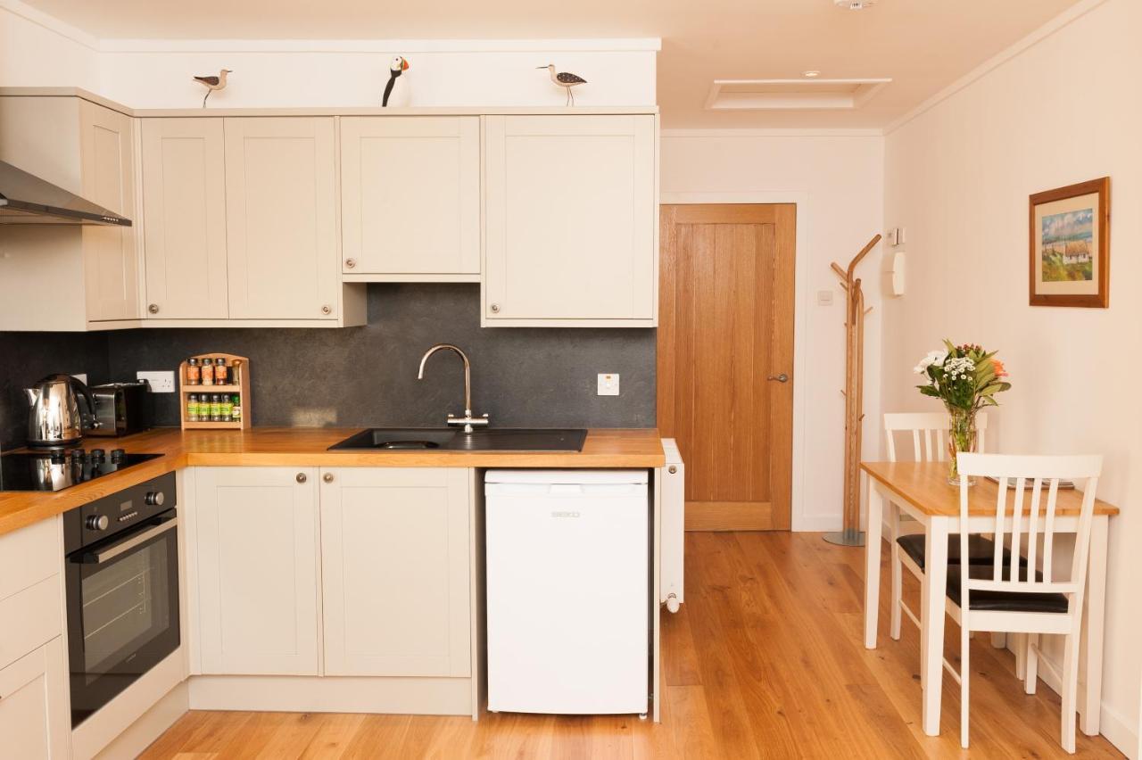 An Cala Beag Self Catering On The Waternish Peninsula * Hallin