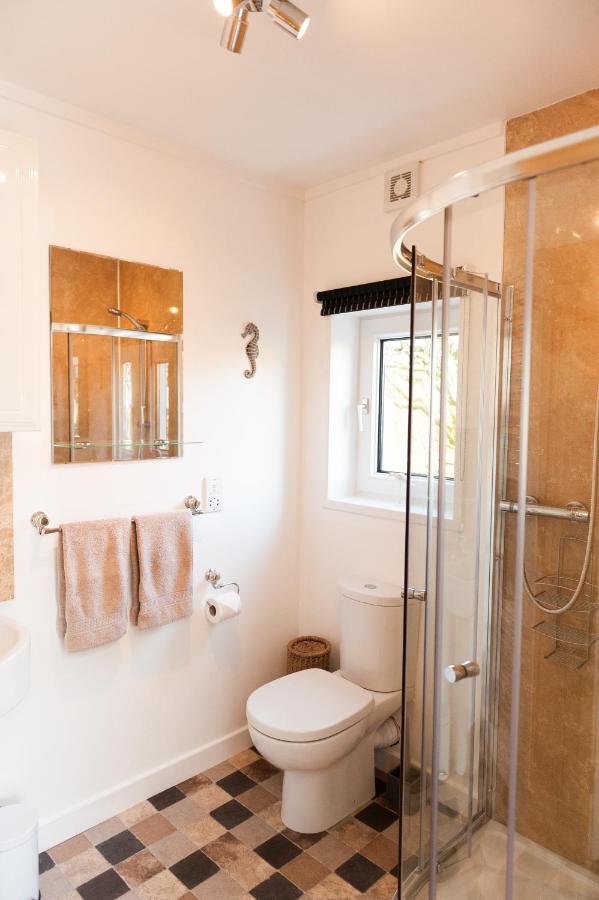 An Cala Beag Self Catering On The Waternish Peninsula Apartment Hallin